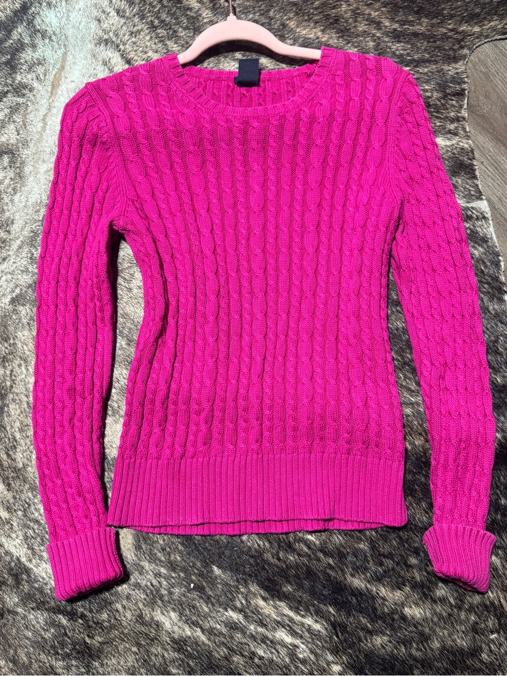 GAP Women's Cable Knit Crewneck Sweater - Fuchsia Pink